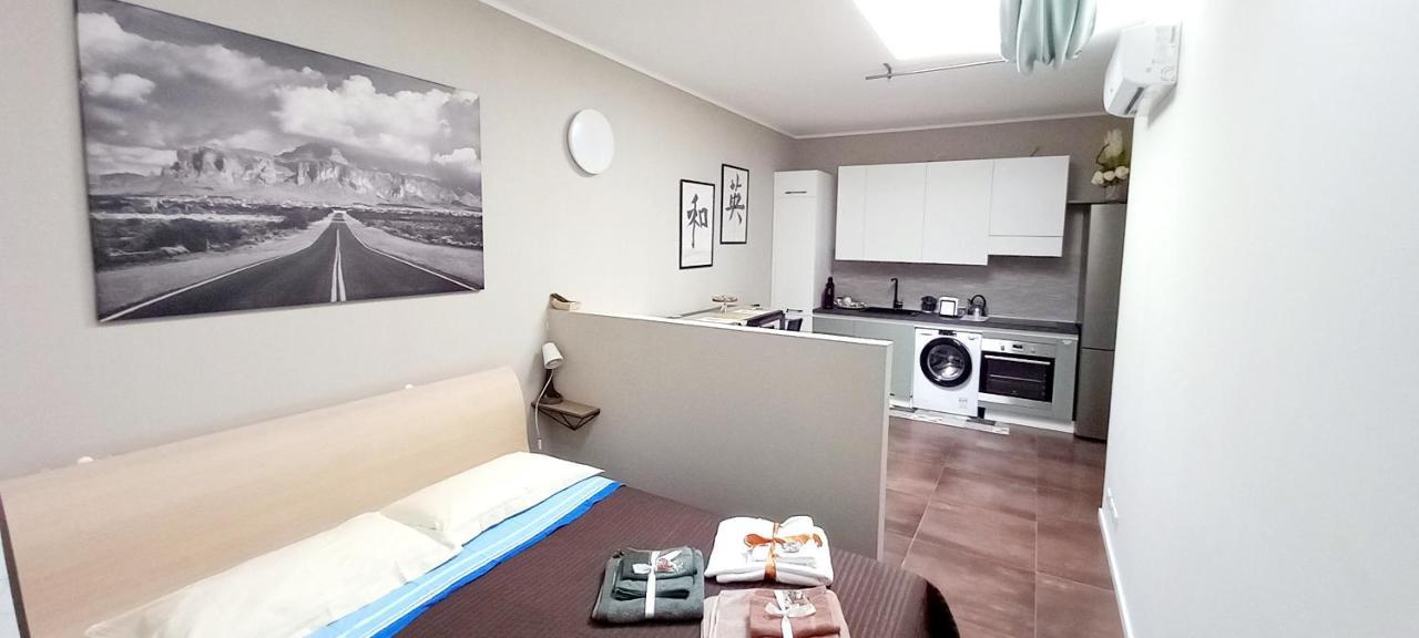 Апартаменти Sky Loft Nuovissimo Vicinanze Metro Турин Екстер'єр фото